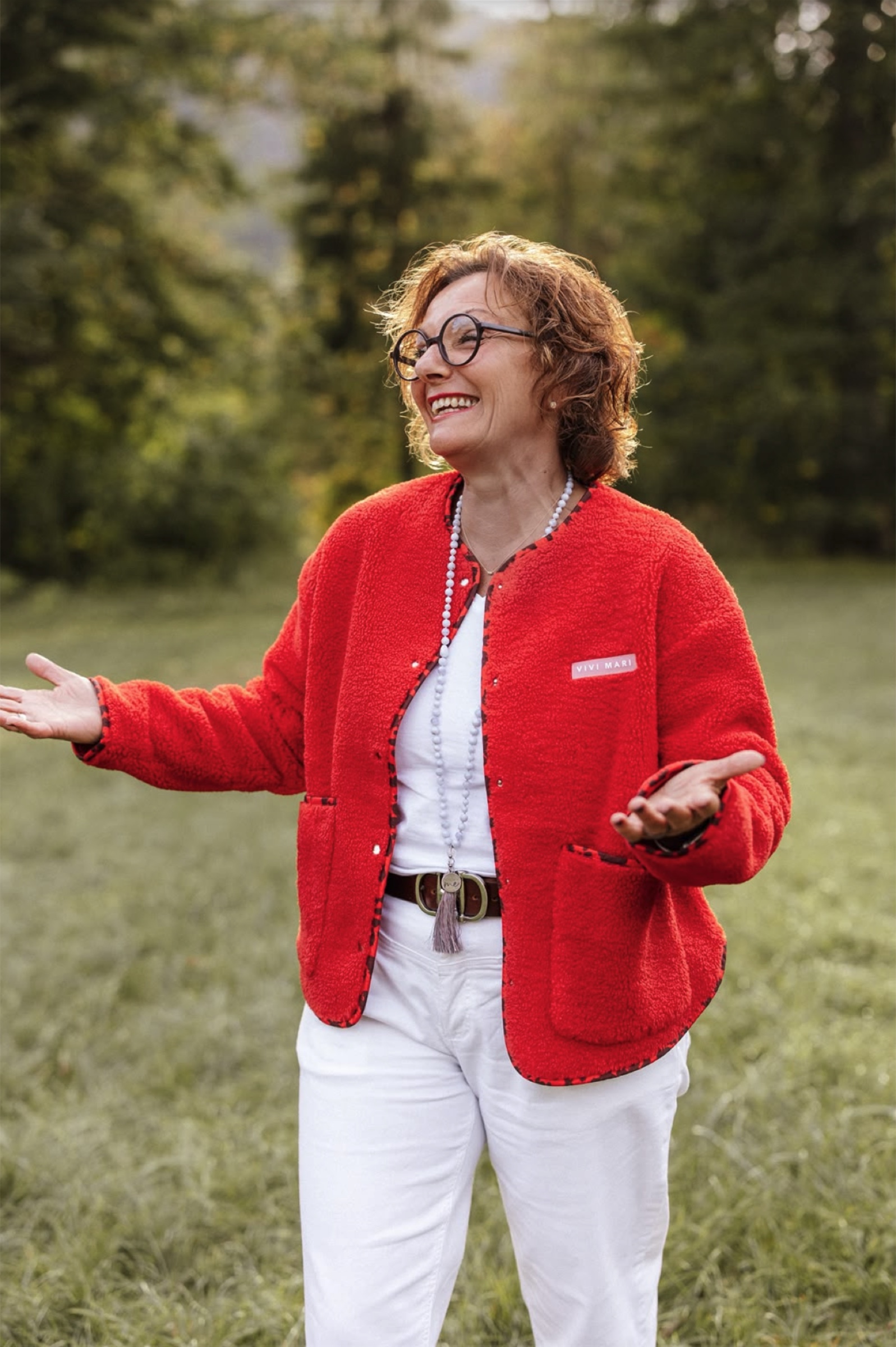 Nicole Schäfer mit roter Jacke